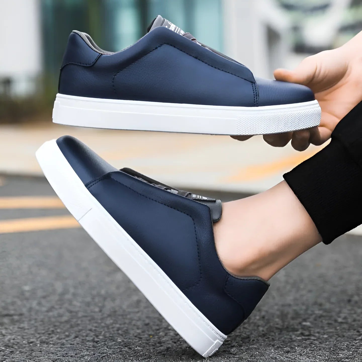 ADRIAN | STYLISH SNEAKERS