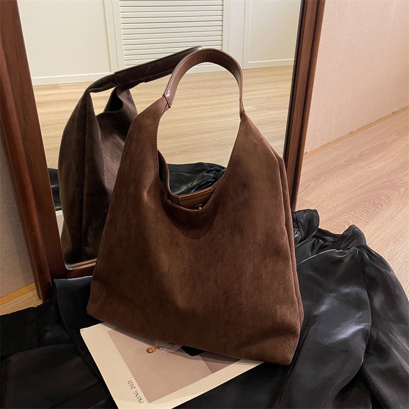 NARA | SUEDE TOTE BAG