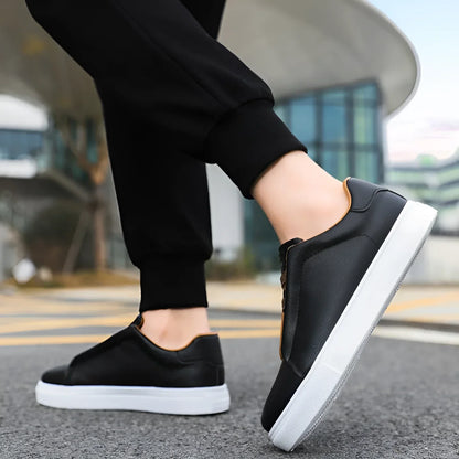 ADRIAN | STYLISH SNEAKERS